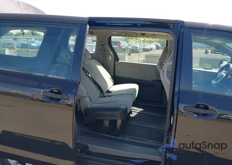 2018 Toyota Sienna L 7 Passenger from USA, damaged, VIN 5TDZZ3DC4JS913801